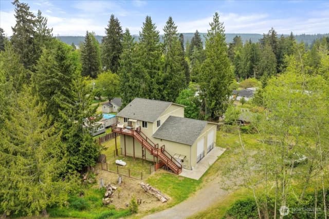 Property photo for 8178 Sandy Road Ne, Bremerton photo 2