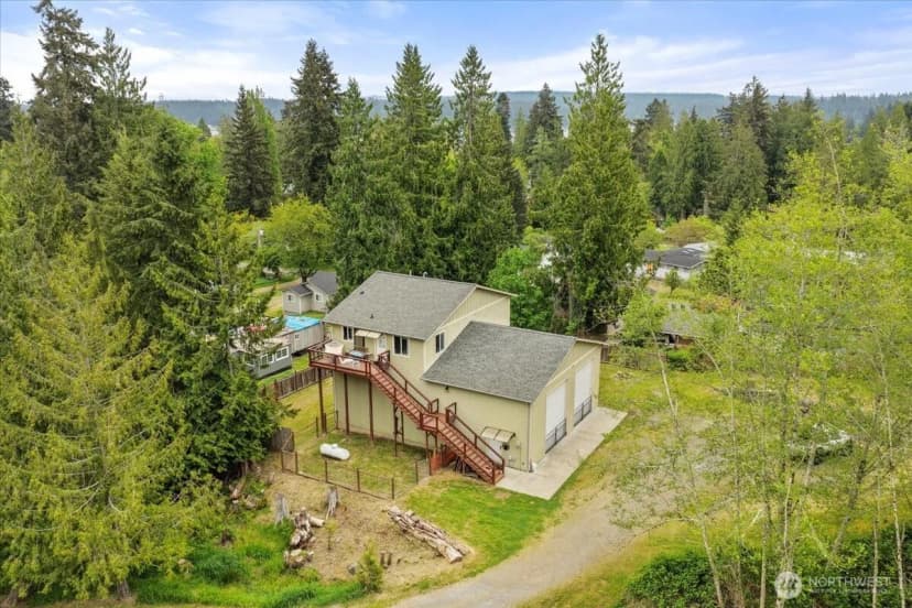 Property photo for 8178 Sandy Road Ne, Bremerton photo 2