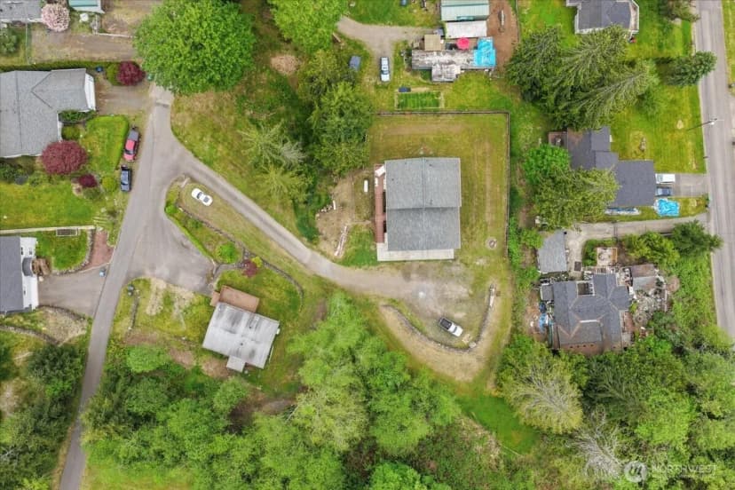 Property photo for 8178 Sandy Road Ne, Bremerton photo 6