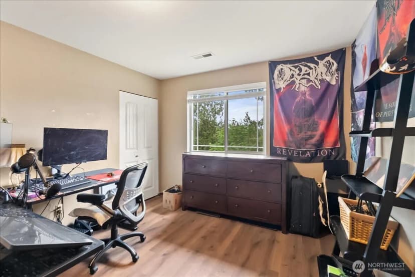 Property photo for 8178 Sandy Road Ne, Bremerton photo 35