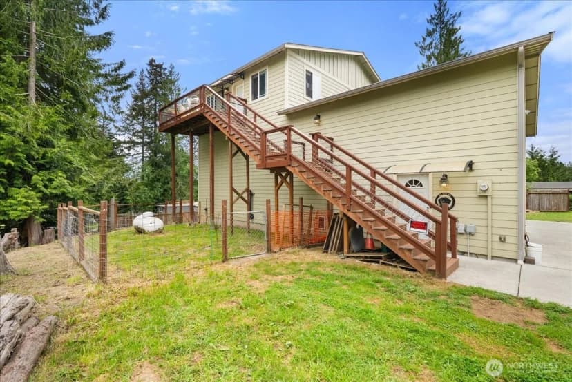 Property photo for 8178 Sandy Road Ne, Bremerton photo 7