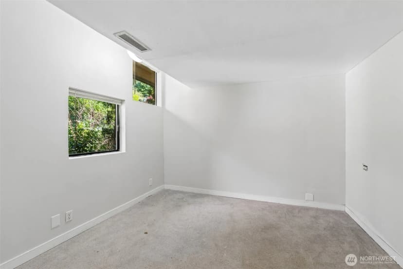 Property photo for 10702 Hill Terrace Sw Terrace Sw, Lakewood photo 21