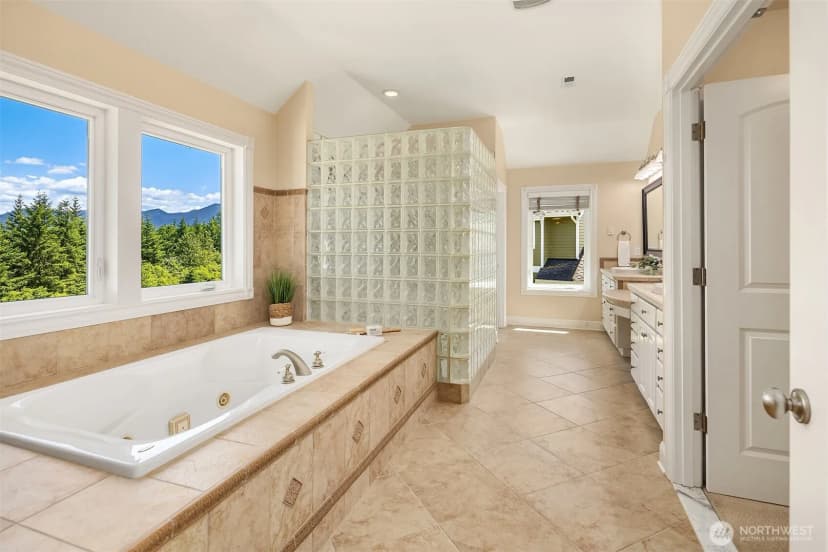 Property photo for 6230 Fairway Place Se, Snoqualmie photo 20