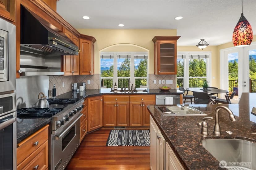 Property photo for 6230 Fairway Place Se, Snoqualmie photo 8