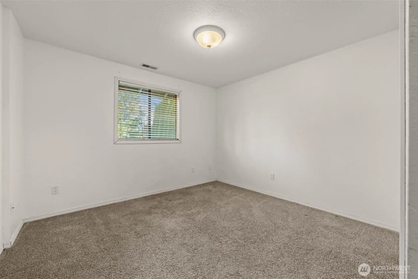 Property photo for 3701 Autumnwood Court Se, Olympia photo 10