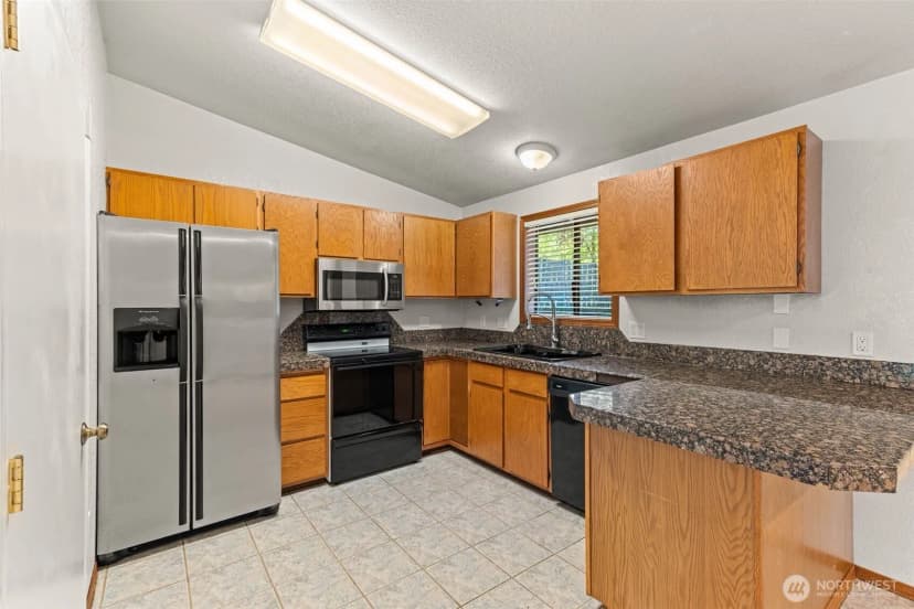 Property photo for 3701 Autumnwood Court Se, Olympia photo 17