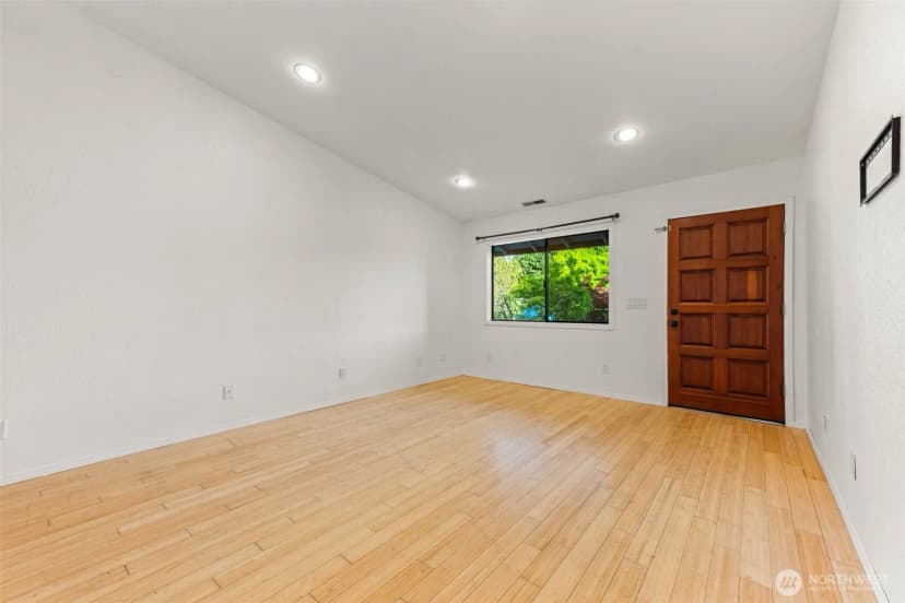 Property photo for 3701 Autumnwood Court Se, Olympia photo 6