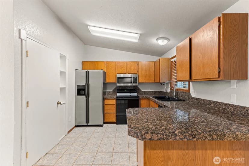 Property photo for 3701 Autumnwood Court Se, Olympia photo 15