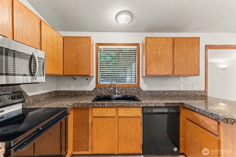 Property photo for 3701 Autumnwood Court Se, Olympia photo 16