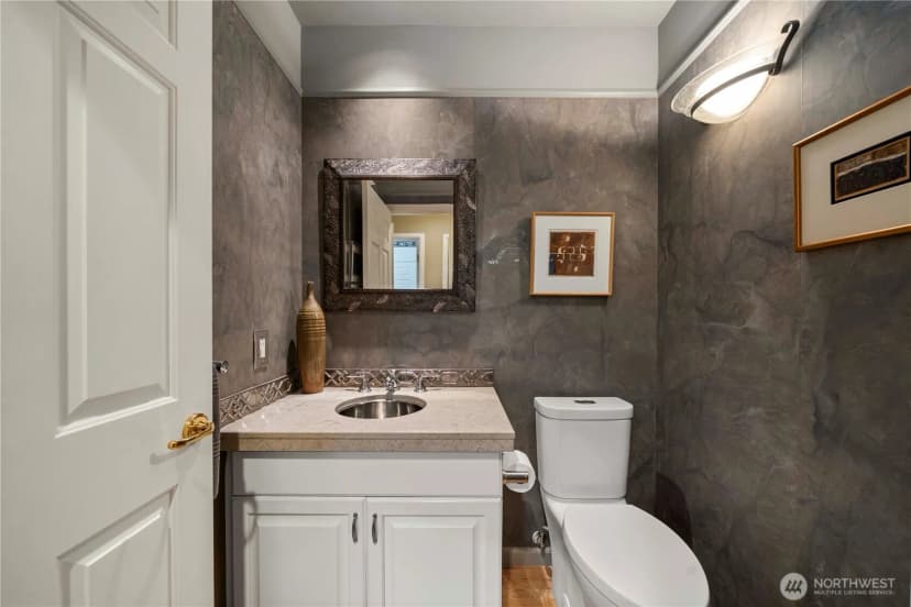 Property photo for 102 8th Lane #102, Kirkland photo 24