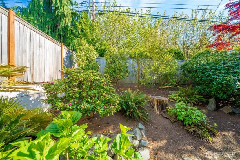Property photo for 102 8th Lane #102, Kirkland photo 29