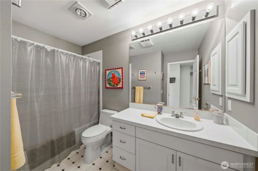 Property photo for 102 8th Lane #102, Kirkland photo 22