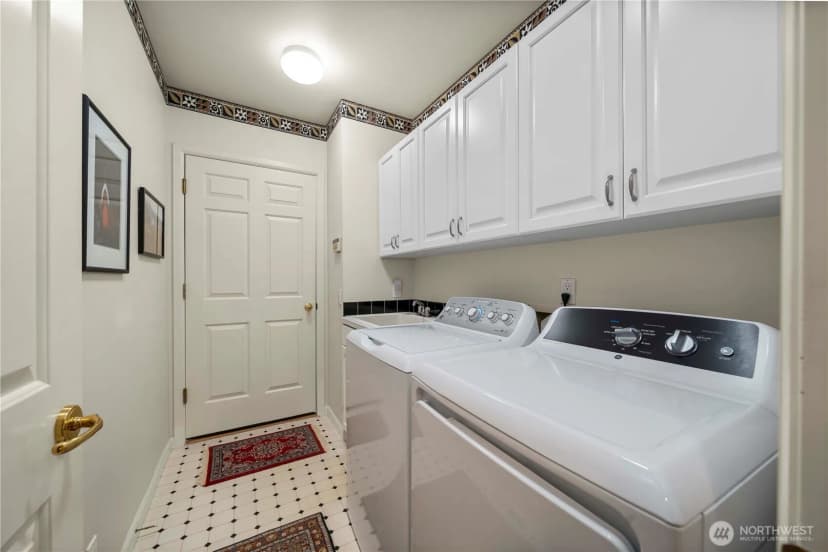 Property photo for 102 8th Lane #102, Kirkland photo 32