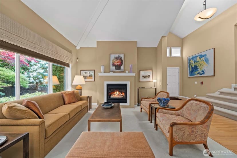 Property photo for 102 8th Lane #102, Kirkland photo 6