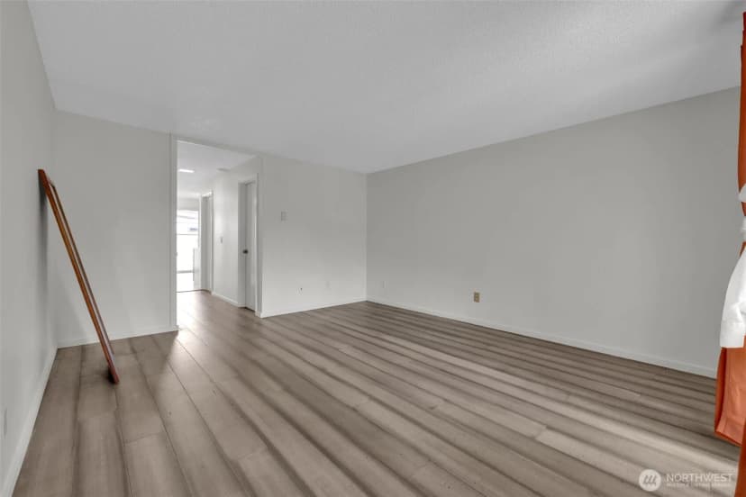 Property photo for 20620 76th Ave W #c, Edmonds photo 21