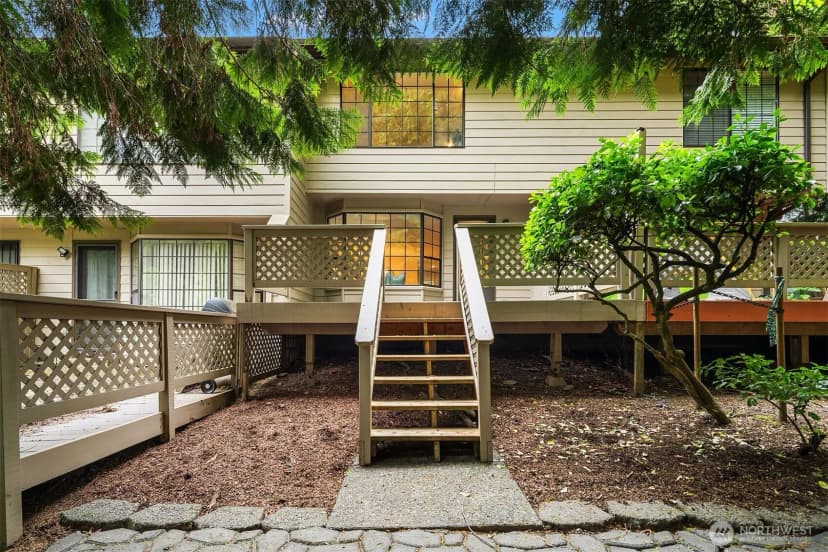 Property photo for 13706 Ne 85th Street, Redmond photo 24