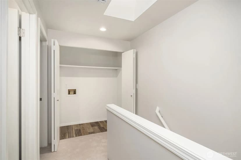 Property photo for 13706 Ne 85th Street, Redmond photo 15