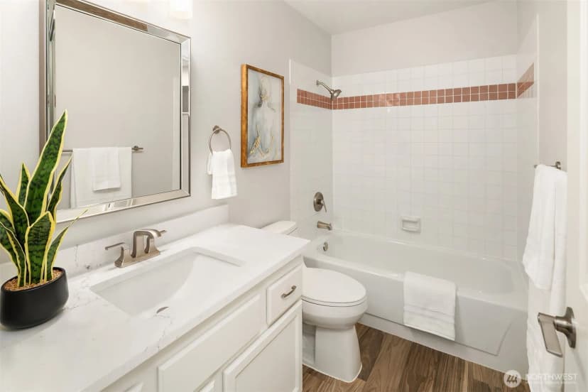Property photo for 13706 Ne 85th Street, Redmond photo 18