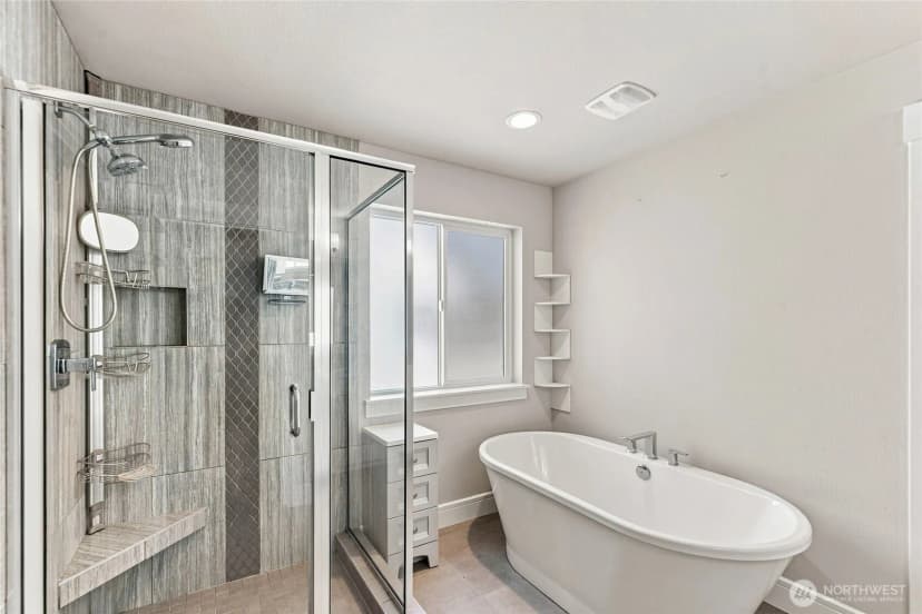 Property photo for 26029 242nd Place Se, Maple Valley photo 17