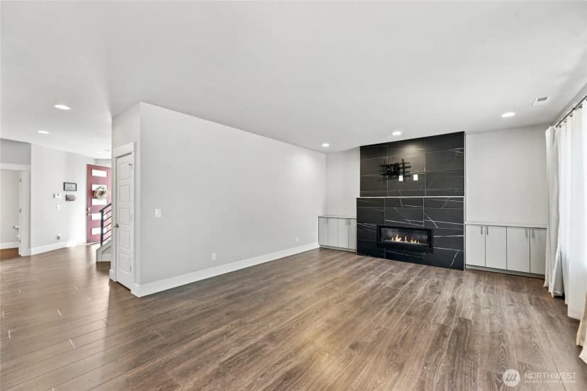 Property photo for 26029 242nd Place Se, Maple Valley photo 8