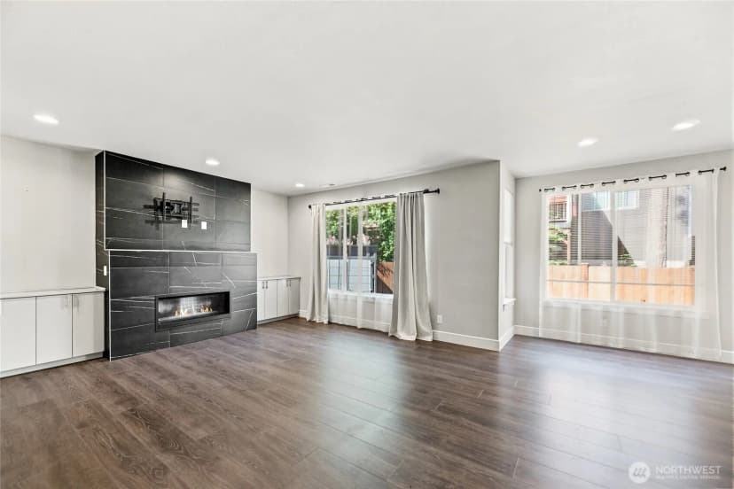 Property photo for 26029 242nd Place Se, Maple Valley photo 7