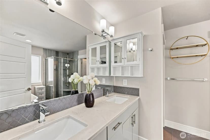 Property photo for 26029 242nd Place Se, Maple Valley photo 18