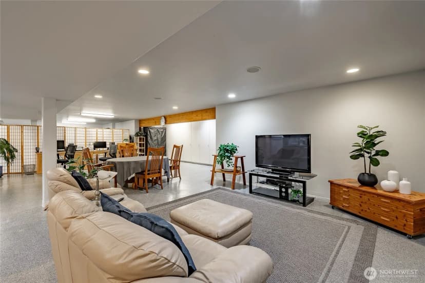 Property photo for 2176 Montfort Avenue, Blaine photo 24