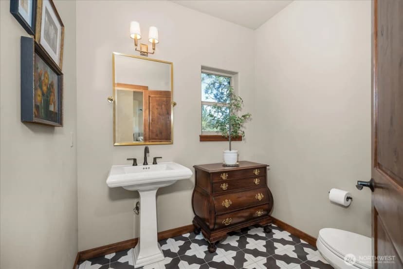 Property photo for 2415 Hangman Creek Lane, Spokane photo 20