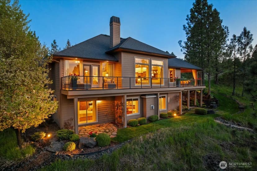 Property photo for 2415 Hangman Creek Lane, Spokane photo 3