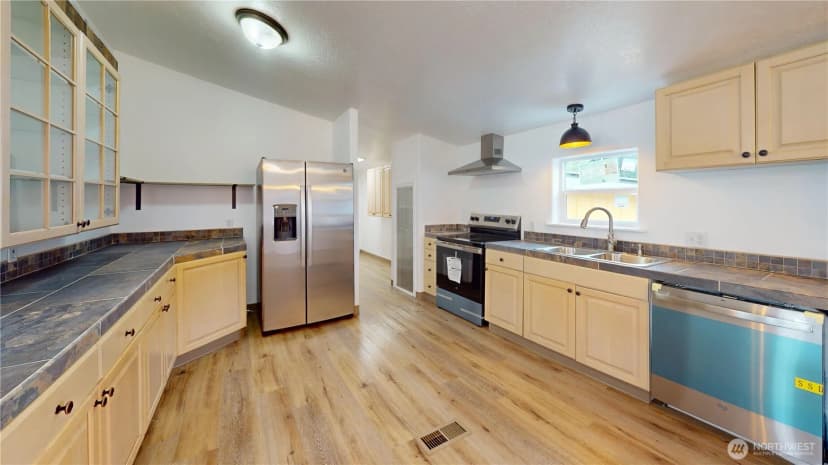 Property photo for 6618 236th Street Ct E #14, Graham photo 7