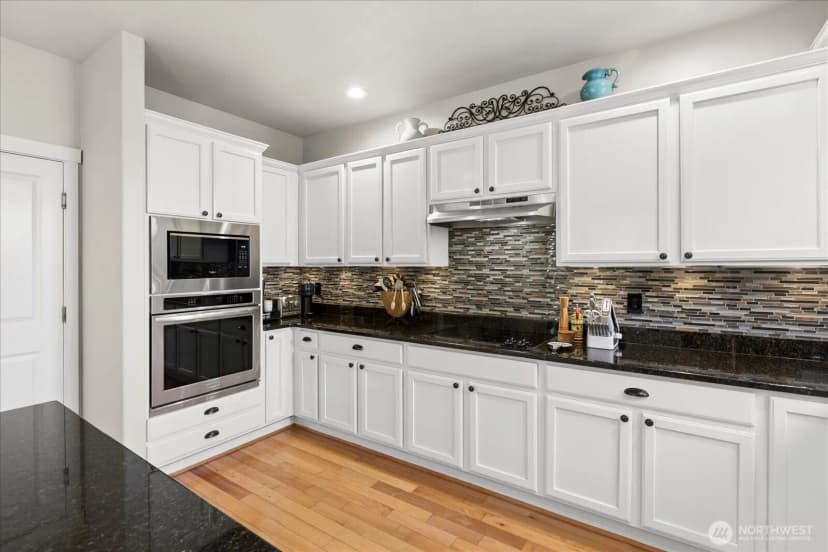 Property photo for 1074 Ridge Street, Mukilteo photo 17