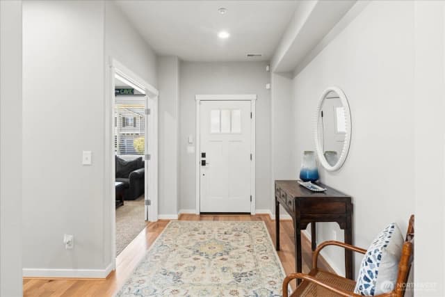 Property photo for 1074 Ridge Street, Mukilteo photo 5