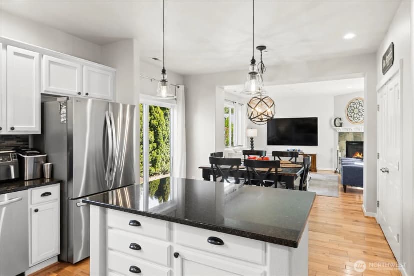 Property photo for 1074 Ridge Street, Mukilteo photo 18