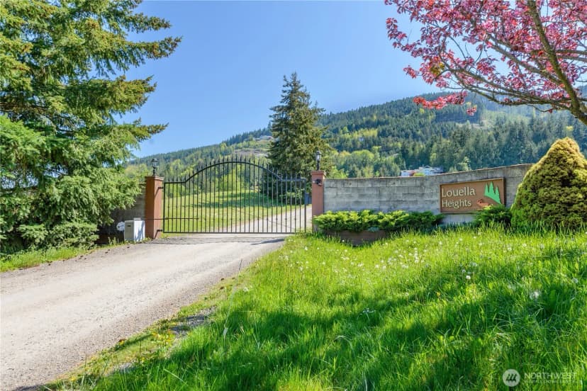 Property photo for 413 Mount Place, Sequim photo 40