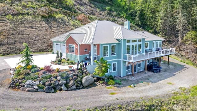 Property photo for 413 Mount Place, Sequim