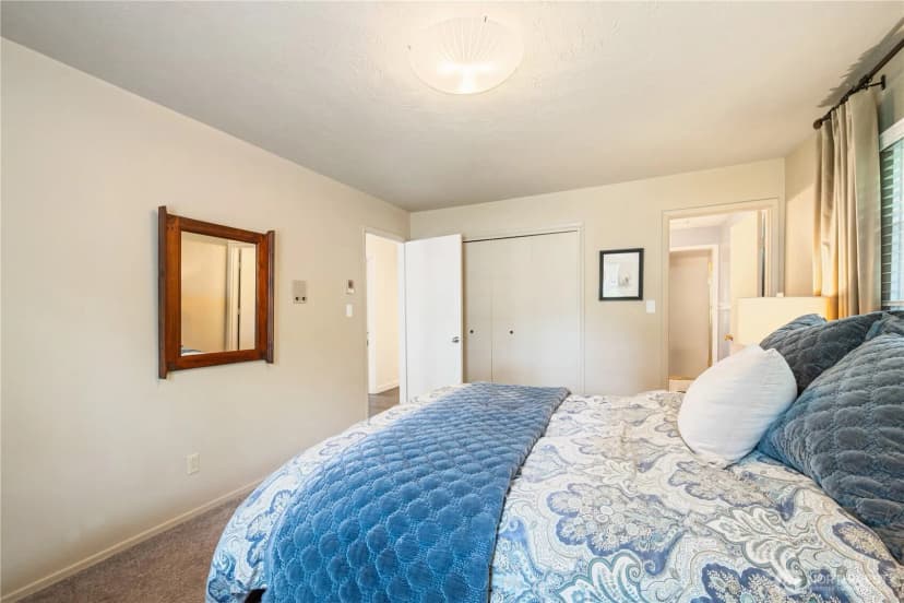 Property photo for 303 E Cedar Lane, Longview photo 18