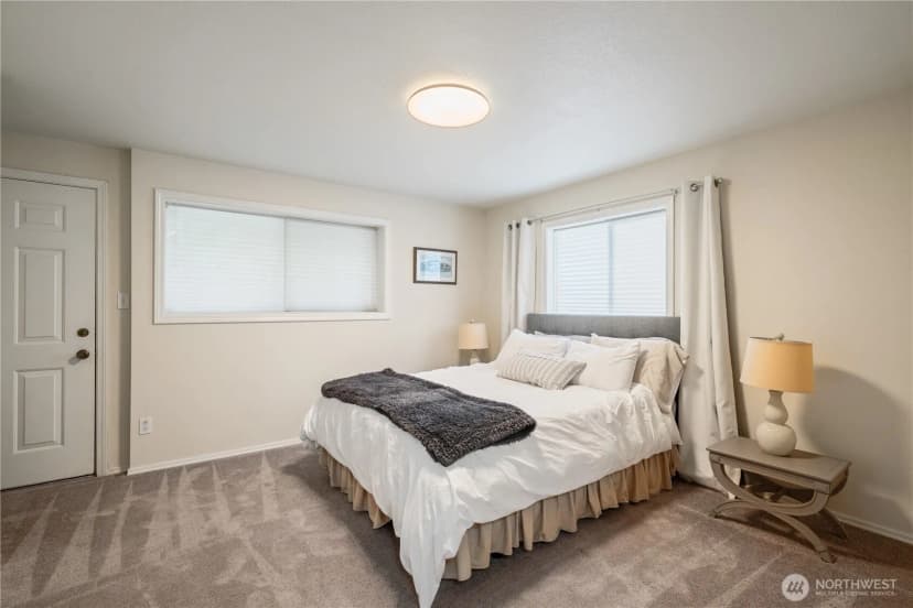 Property photo for 303 E Cedar Lane, Longview photo 29
