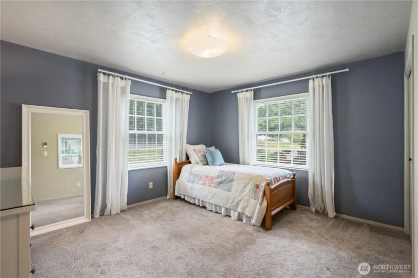 Property photo for 303 E Cedar Lane, Longview photo 22