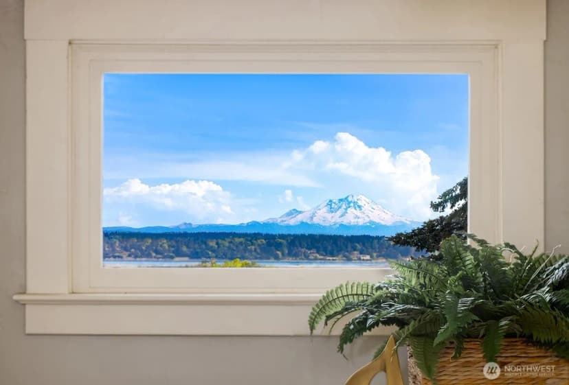 Property photo for 1507 Madrona Drive, Seattle photo 13