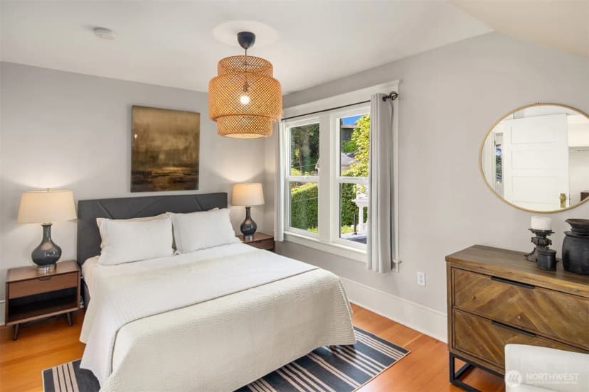 Property photo for 1507 Madrona Drive, Seattle photo 16