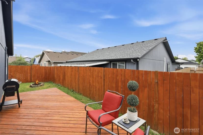 Property photo for 4329 149th Place Ne, Marysville photo 22