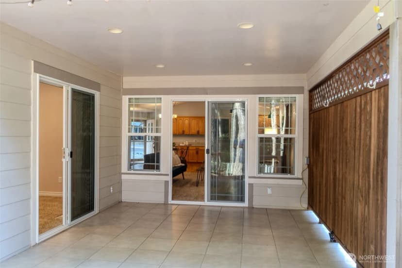 Property photo for 121 E Stavis Road, Shelton photo 15