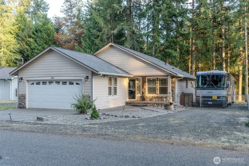 Property photo for 121 E Stavis Road, Shelton