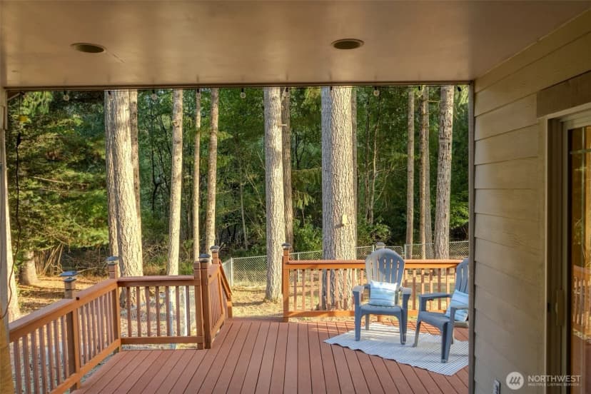 Property photo for 121 E Stavis Road, Shelton photo 16
