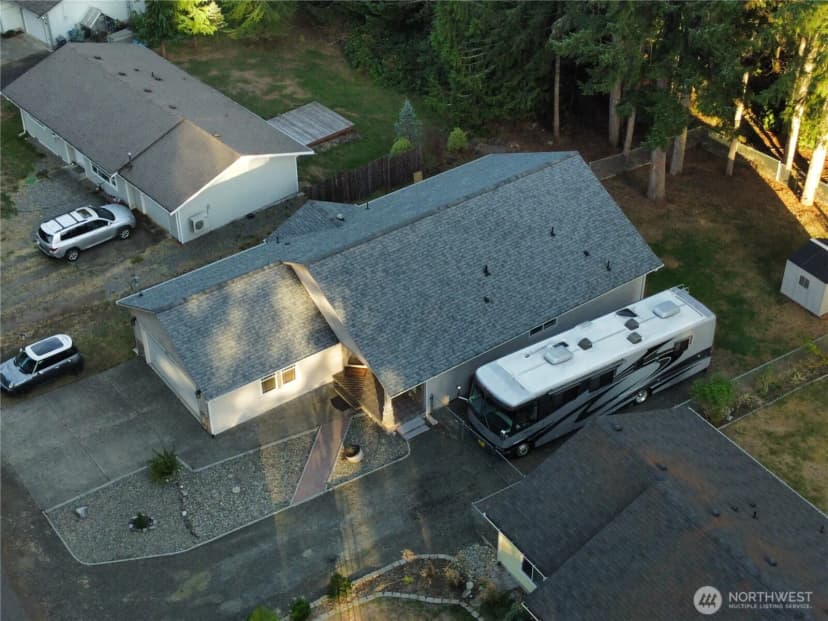 Property photo for 121 E Stavis Road, Shelton photo 27