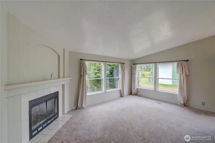 Property photo for 10419 Sandridge Road Se, Long Beach photo 16
