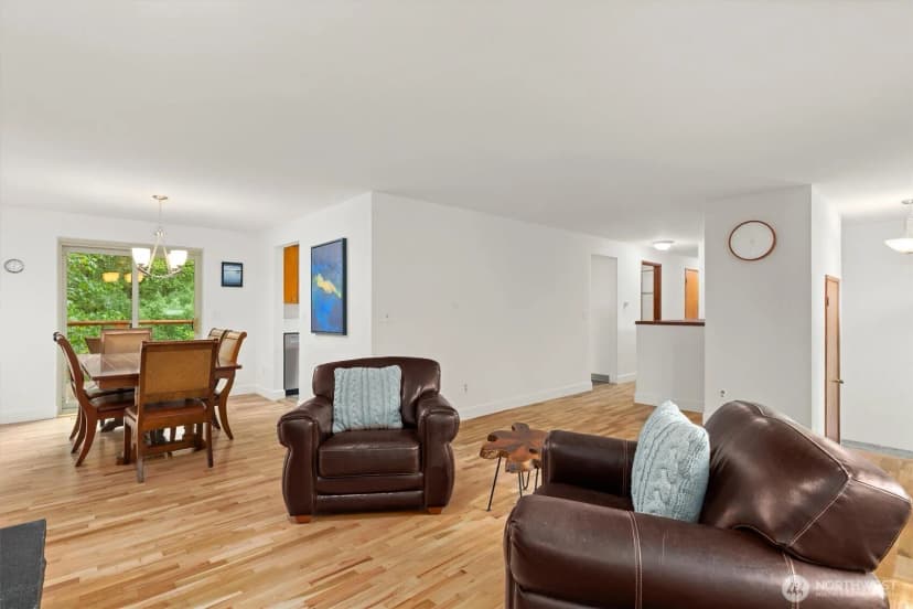 Property photo for 510 Frederick Street Ne, Olympia photo 4
