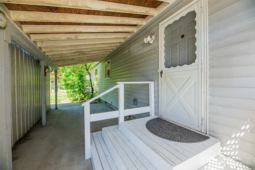 Property photo for 459 Commercial Avenue, Darrington photo 17