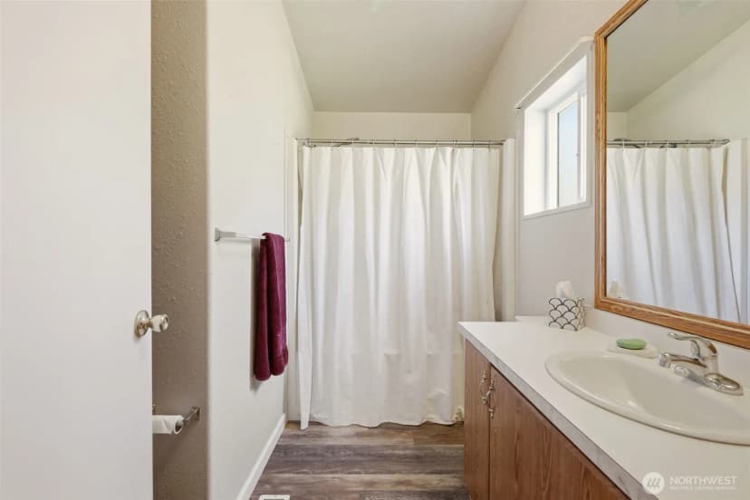 Property photo for 459 Commercial Avenue, Darrington photo 12
