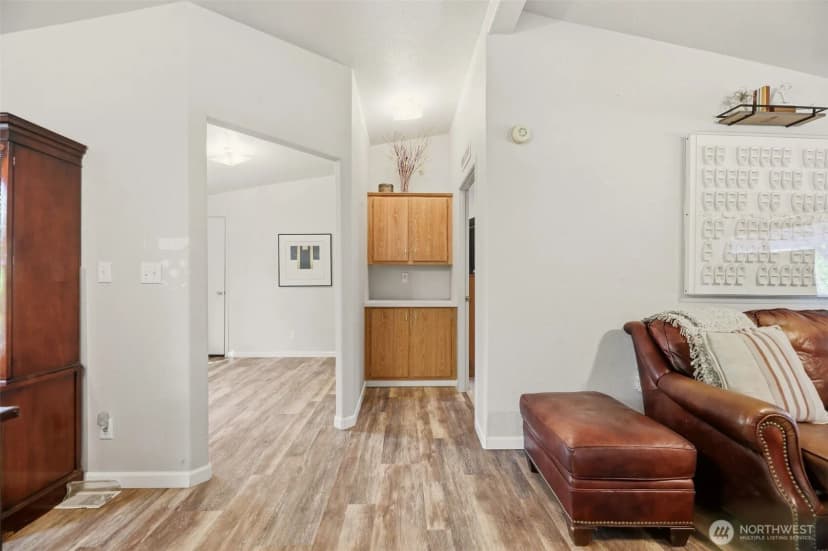 Property photo for 459 Commercial Avenue, Darrington photo 10